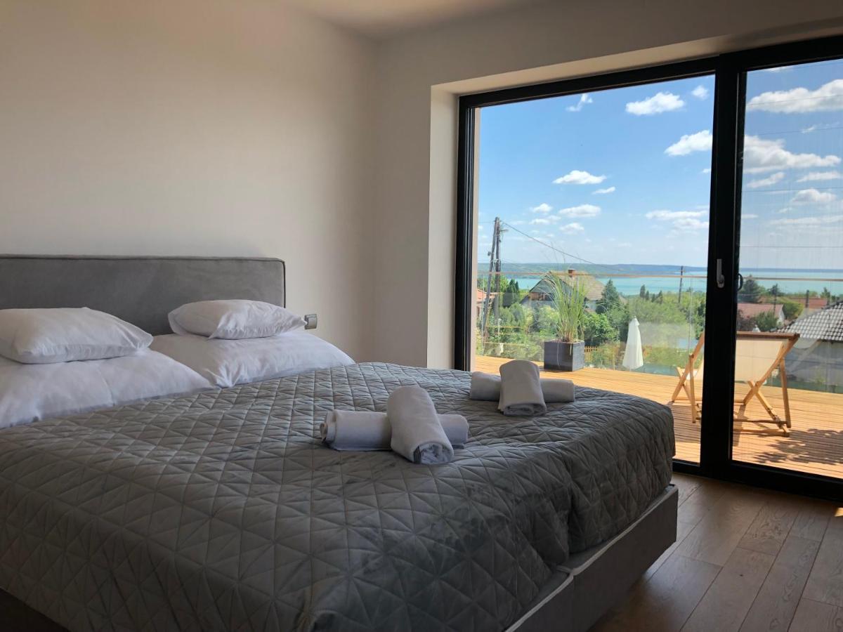 Skyline Resort Balatonalmádi Extérieur photo