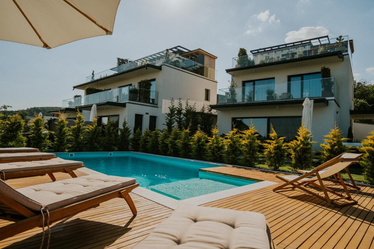Skyline Resort Balatonalmádi Extérieur photo